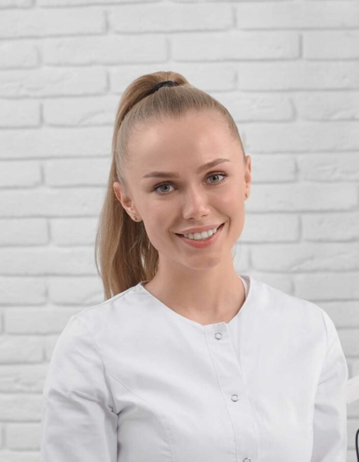 cosmetologist-1-2.jpg