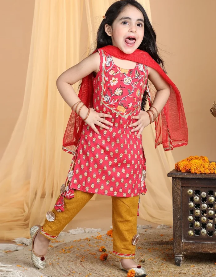 red kurti